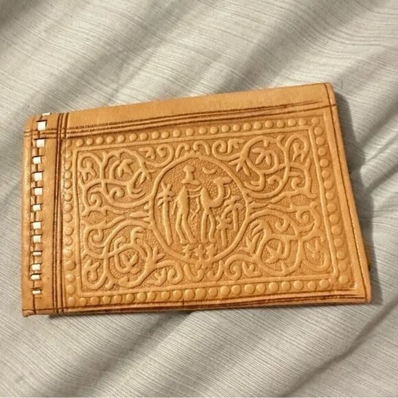 Treasures Of Morocco Wallet Leather Genuine carved Bi-fold Handmade Unisex Beige - Picture 4 of 7